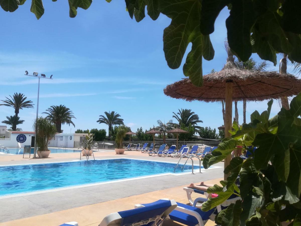 Camping Bahia Santa Pola Bagian luar foto